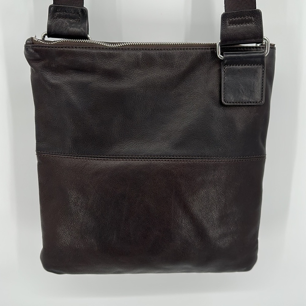 Margot Dark Brown Leather Zippered Adjustable Strap Large Crossbody Purse - Picture 4 of 10